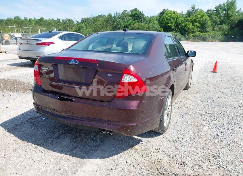 Photo 6 of 2012 Ford Fusion SE (VIN 3FAHP0HA7CR150063)