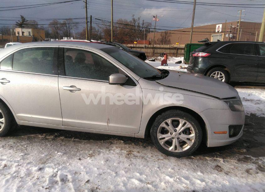 Photo 13 of 2012 Ford Fusion SE (VIN 3FAHP0HA7CR190742)