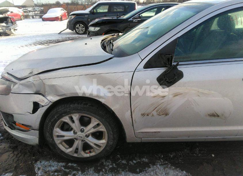 Photo 6 of 2012 Ford Fusion SE (VIN 3FAHP0HA7CR190742)