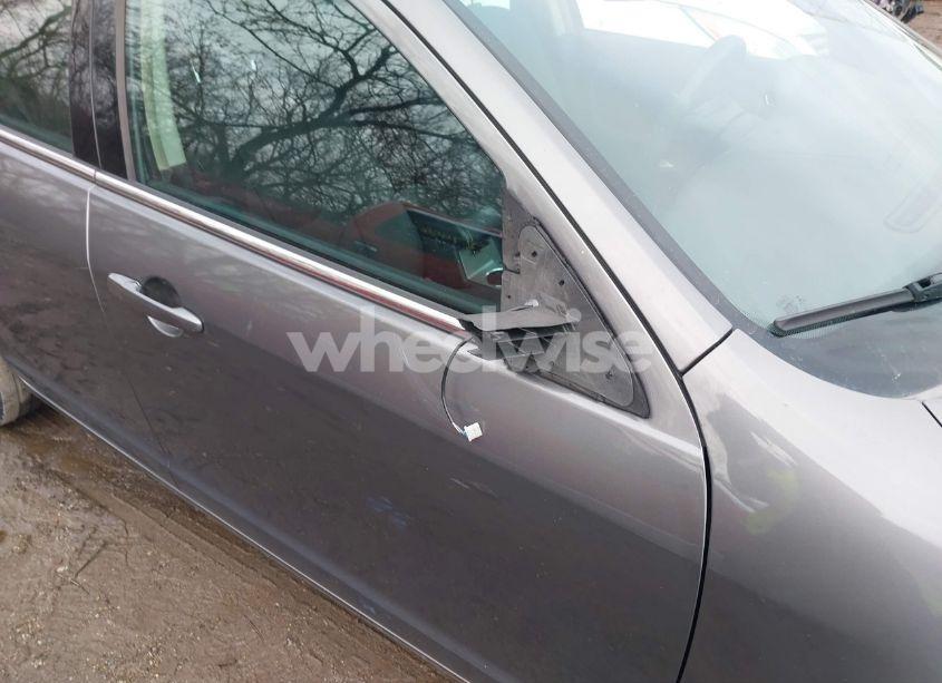 Photo 12 of 2012 Ford Fusion SE (VIN 3FAHP0HA7CR223450)