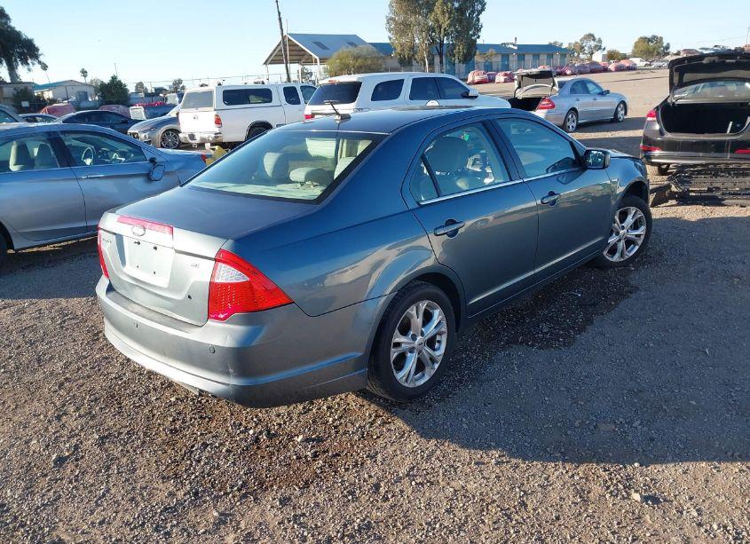 Photo 4 of 2012 Ford Fusion SE (VIN 3FAHP0HA7CR233086)