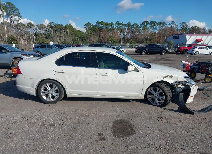 Photo 13 of 2012 Ford Fusion SE (VIN 3FAHP0HA7CR233234)