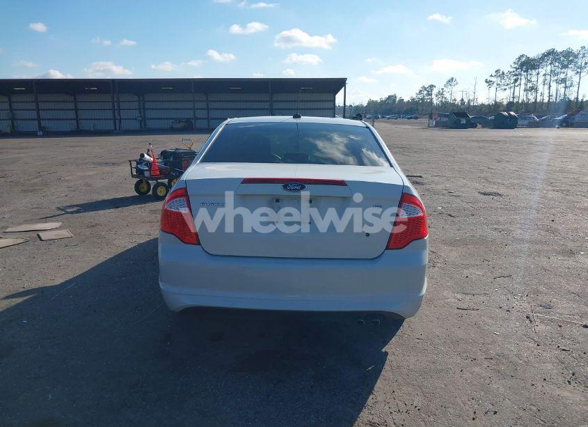 Photo 16 of 2012 Ford Fusion SE (VIN 3FAHP0HA7CR233234)