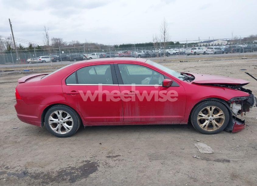 Photo 13 of 2012 Ford Fusion SE (VIN 3FAHP0HA7CR242077)