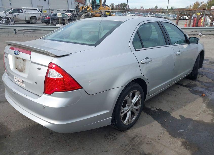 Photo 4 of 2012 Ford Fusion SE (VIN 3FAHP0HA7CR254309)