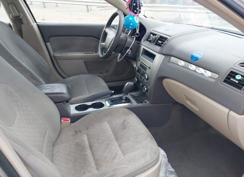 Photo 5 of 2012 Ford Fusion SE (VIN 3FAHP0HA7CR254309)