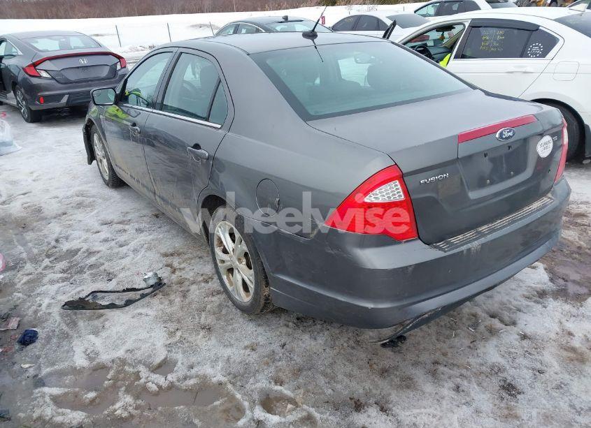 Photo 3 of 2012 Ford Fusion SE (VIN 3FAHP0HA7CR267349)