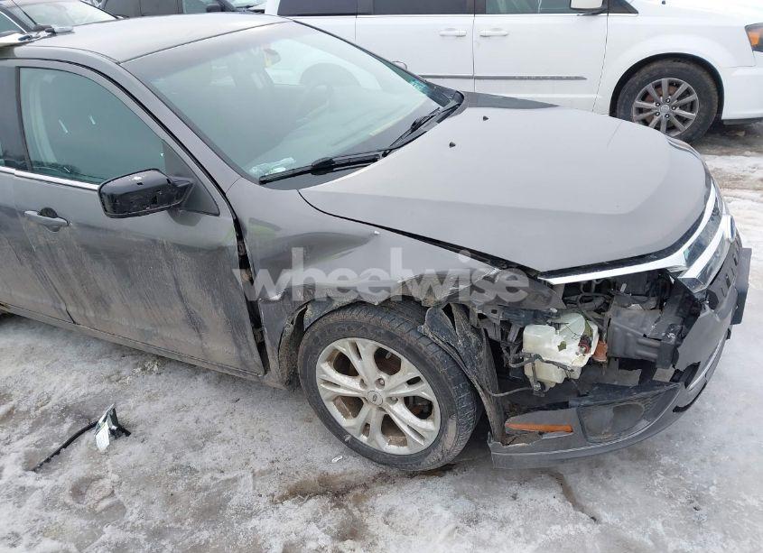 Photo 6 of 2012 Ford Fusion SE (VIN 3FAHP0HA7CR267349)