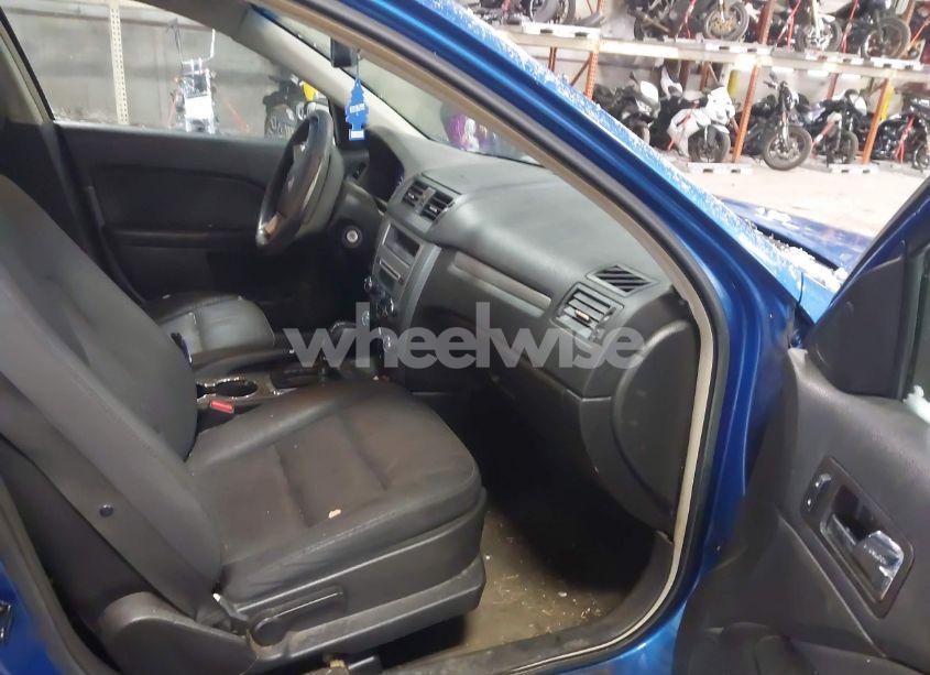 Photo 5 of 2012 Ford Fusion SE (VIN 3FAHP0HA7CR388222)