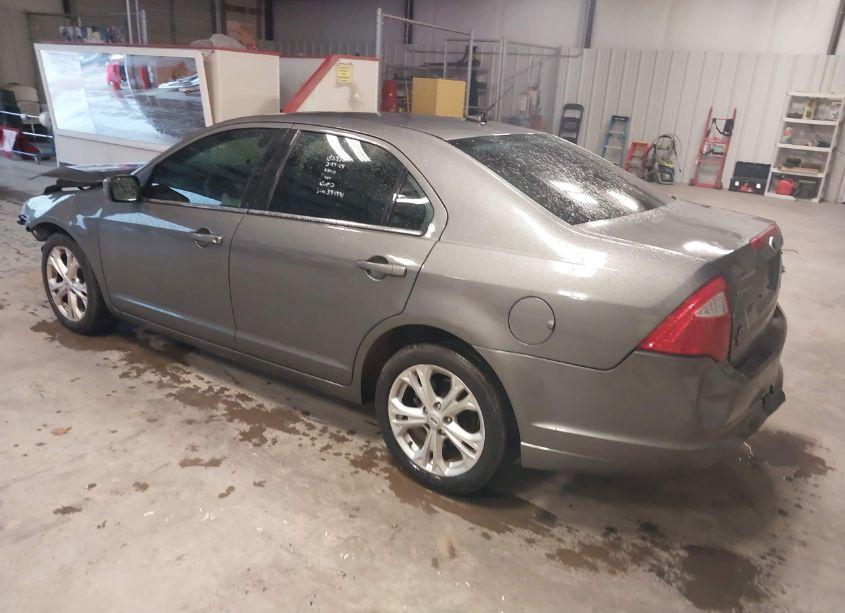 Photo 3 of 2012 Ford Fusion SE (VIN 3FAHP0HA7CR394991)