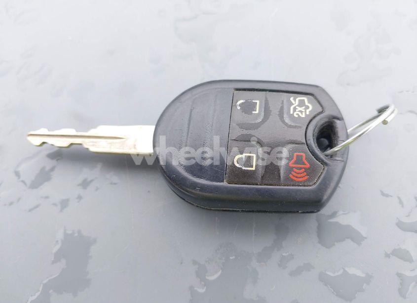 Photo 11 of 2012 Ford Fusion SE (VIN 3FAHP0HA7CR402846)