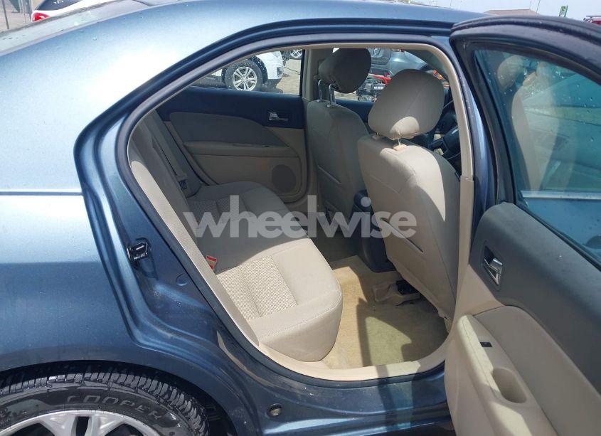 Photo 8 of 2012 Ford Fusion SE (VIN 3FAHP0HA7CR424958)