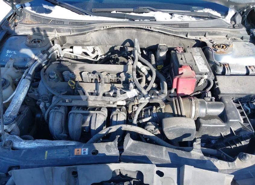 Photo 10 of 2012 Ford Fusion SE (VIN 3FAHP0HA7CR431831)