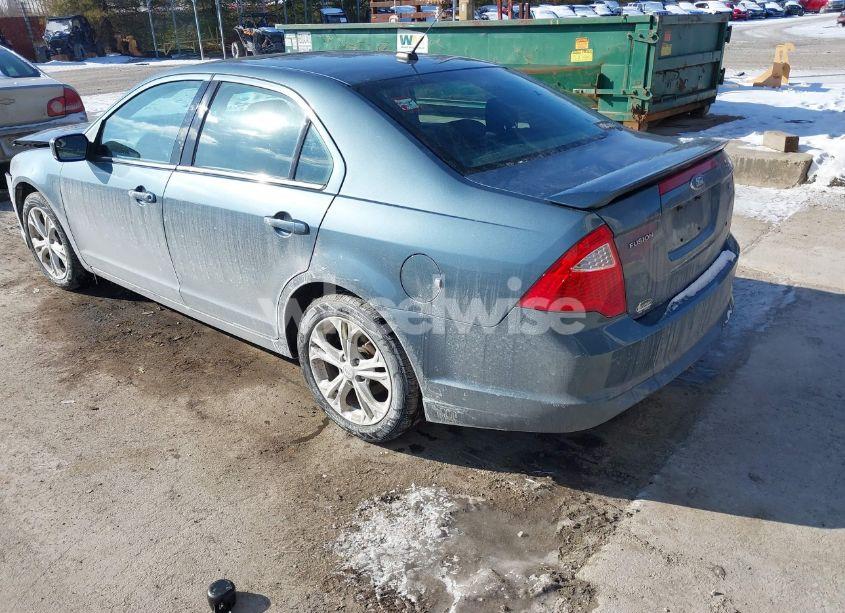 Photo 3 of 2012 Ford Fusion SE (VIN 3FAHP0HA7CR431831)