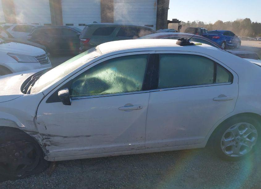 Photo 14 of 2010 Ford Fusion SE (VIN 3FAHP0HA8AR155477)