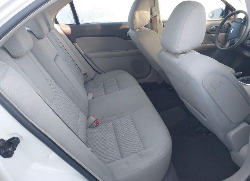 Photo 8 of 2010 Ford Fusion SE (VIN 3FAHP0HA8AR155477)