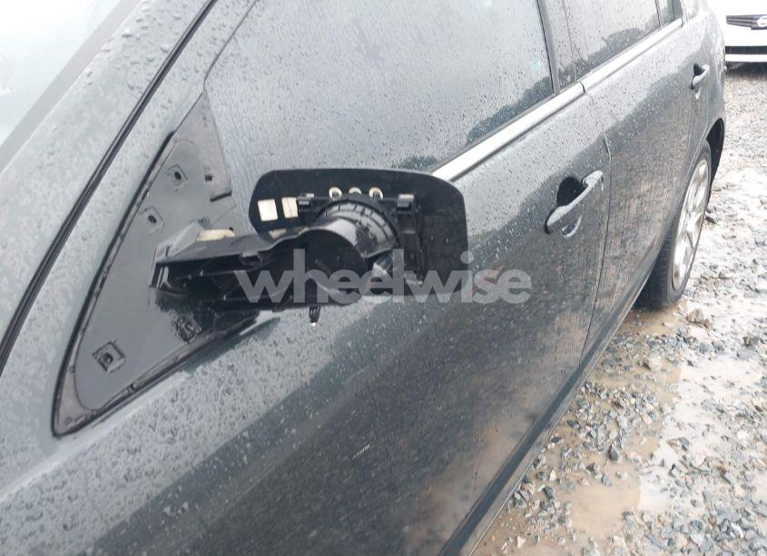 Photo 14 of 2010 Ford Fusion SE (VIN 3FAHP0HA8AR180900)