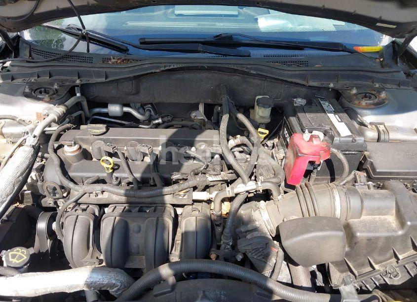 Photo 10 of 2010 Ford Fusion SE (VIN 3FAHP0HA8AR187703)