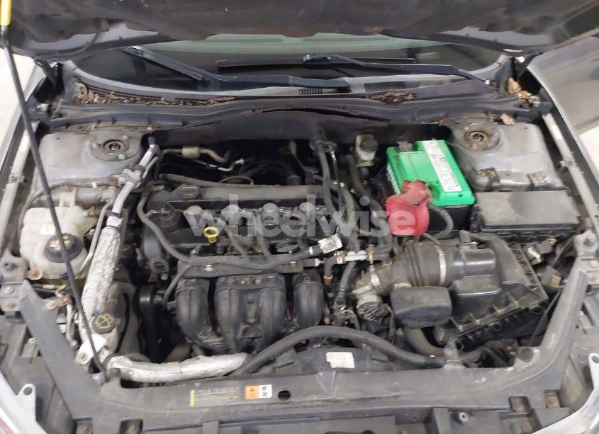 Photo 10 of 2010 Ford Fusion SE (VIN 3FAHP0HA8AR253165)