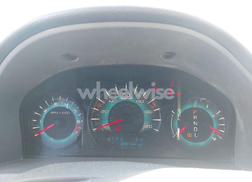 Photo 7 of 2010 Ford Fusion SE (VIN 3FAHP0HA8AR253196)