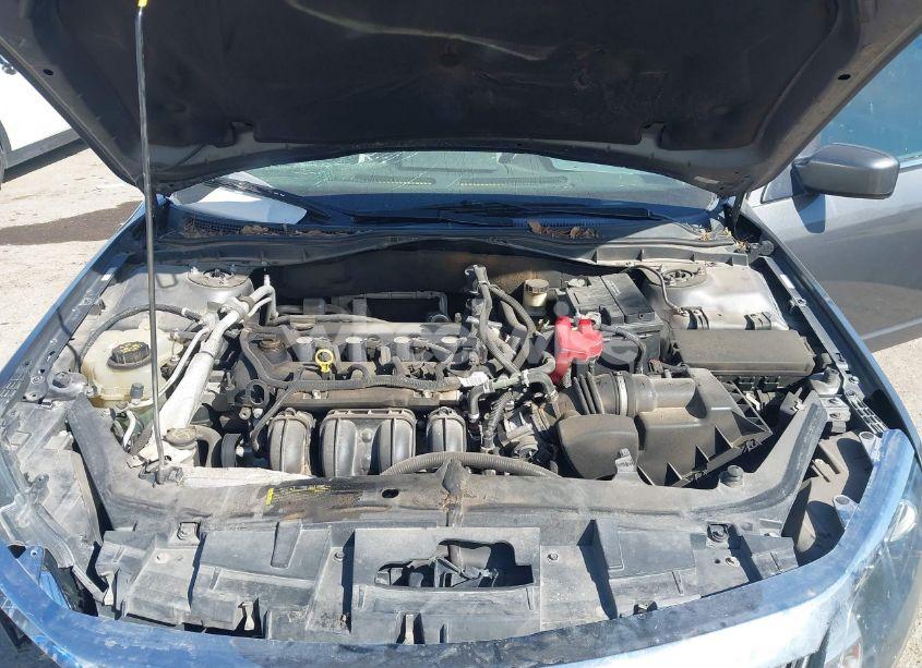 Photo 10 of 2010 Ford Fusion SE (VIN 3FAHP0HA8AR307984)