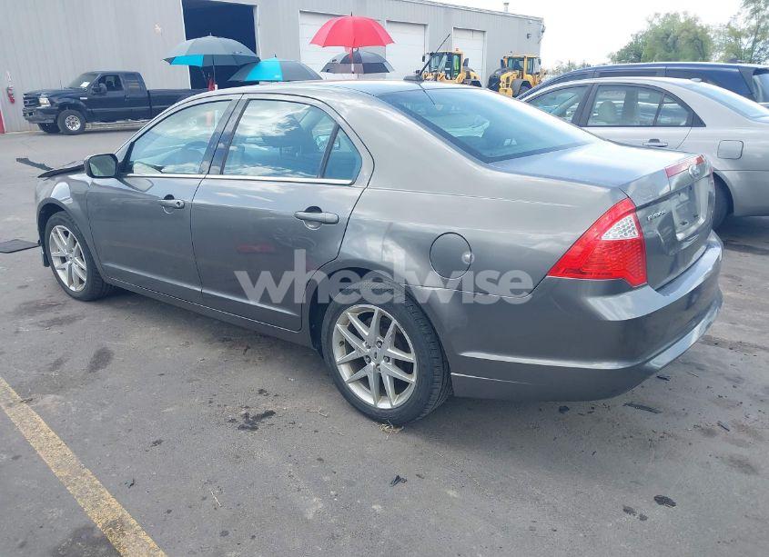 Photo 3 of 2010 Ford Fusion SE (VIN 3FAHP0HA8AR320220)