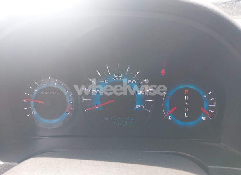 Photo 7 of 2010 Ford Fusion SE (VIN 3FAHP0HA8AR320220)