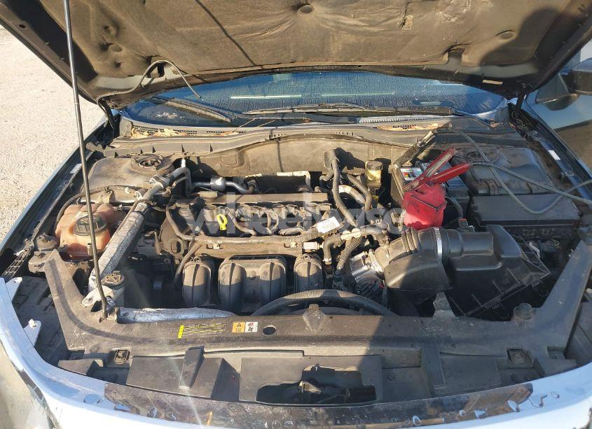 Photo 10 of 2010 Ford Fusion SE (VIN 3FAHP0HA8AR328544)