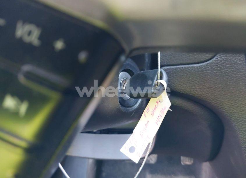 Photo 11 of 2010 Ford Fusion SE (VIN 3FAHP0HA8AR328544)