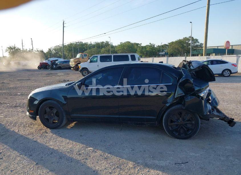 Photo 14 of 2010 Ford Fusion SE (VIN 3FAHP0HA8AR328544)