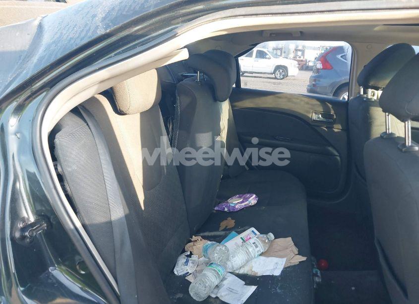 Photo 8 of 2010 Ford Fusion SE (VIN 3FAHP0HA8AR328544)