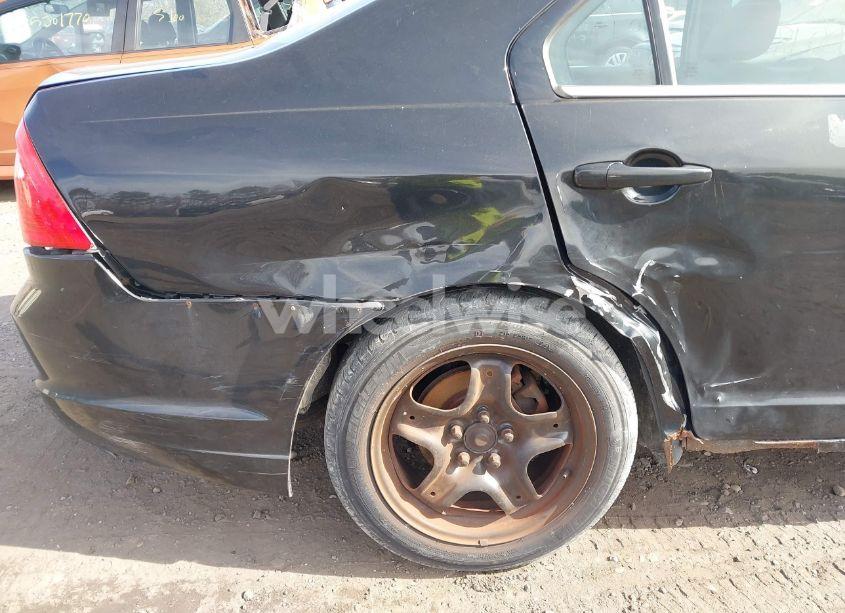 Photo 6 of 2010 Ford Fusion SE (VIN 3FAHP0HA8AR340726)