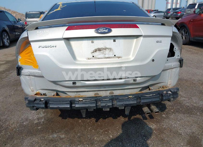 Photo 12 of 2010 Ford Fusion SE (VIN 3FAHP0HA8AR350320)