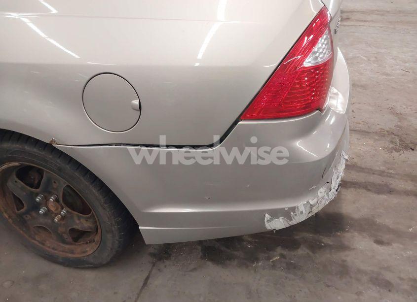 Photo 13 of 2010 Ford Fusion SE (VIN 3FAHP0HA8AR359308)