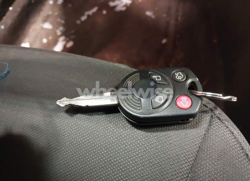 Photo 11 of 2010 Ford Fusion SE (VIN 3FAHP0HA8AR365755)