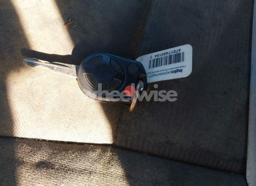 Photo 11 of 2010 Ford Fusion SE (VIN 3FAHP0HA8AR389117)