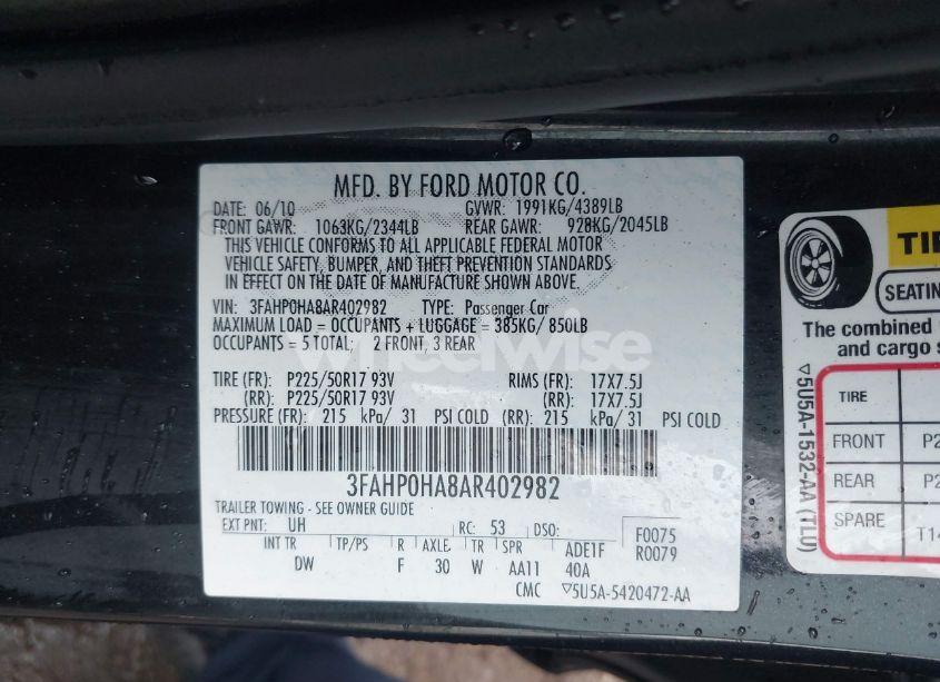 Photo 9 of 2010 Ford Fusion SE (VIN 3FAHP0HA8AR402982)