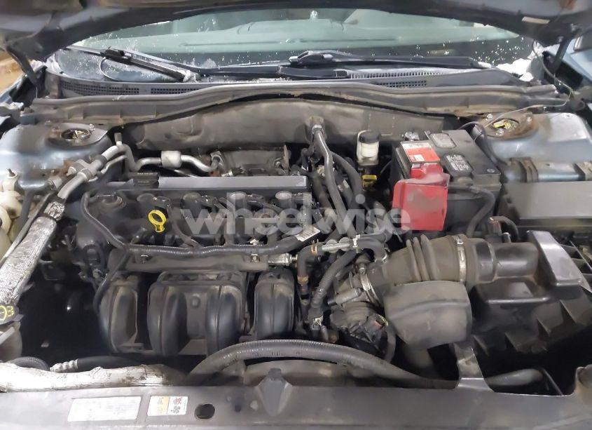 Photo 10 of 2011 Ford Fusion SE (VIN 3FAHP0HA8BR113277)