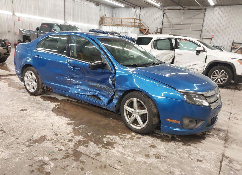 2011 Ford Fusion SE (VIN 3FAHP0HA8BR147378) main photo