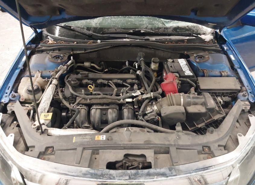 Photo 10 of 2011 Ford Fusion SE (VIN 3FAHP0HA8BR147378)