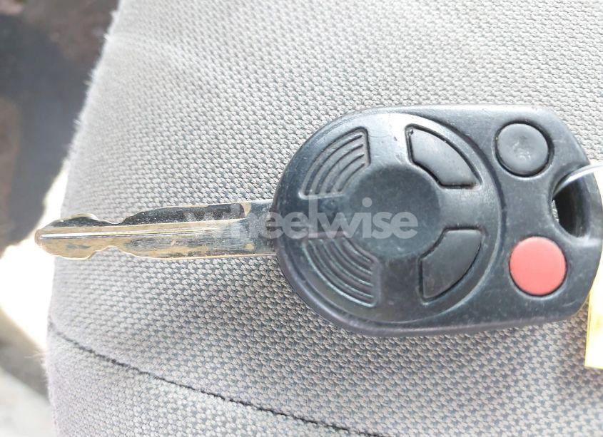 Photo 11 of 2011 Ford Fusion SE (VIN 3FAHP0HA8BR152743)