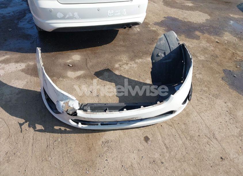 Photo 12 of 2011 Ford Fusion SE (VIN 3FAHP0HA8BR152743)