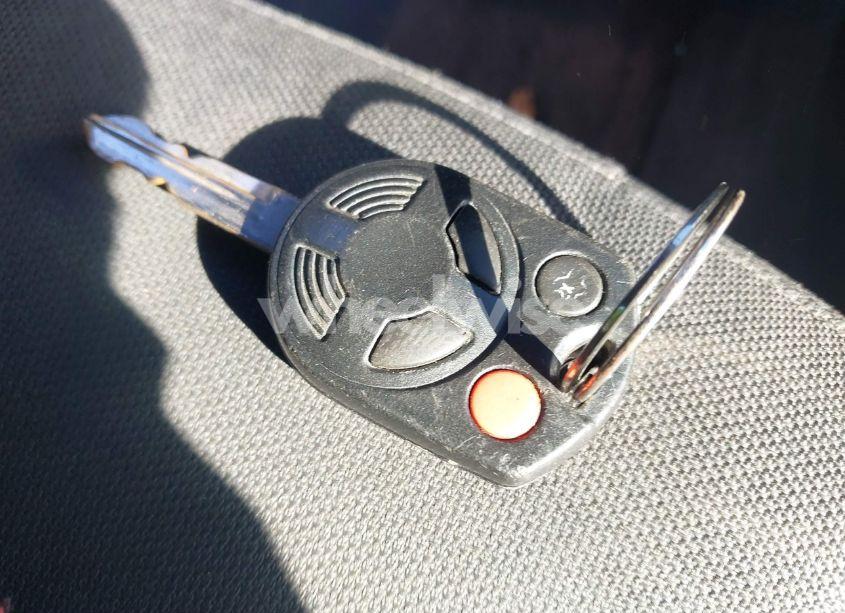 Photo 11 of 2011 Ford Fusion SE (VIN 3FAHP0HA8BR198900)