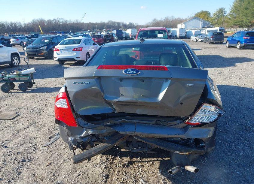 Photo 14 of 2011 Ford Fusion SE (VIN 3FAHP0HA8BR212696)