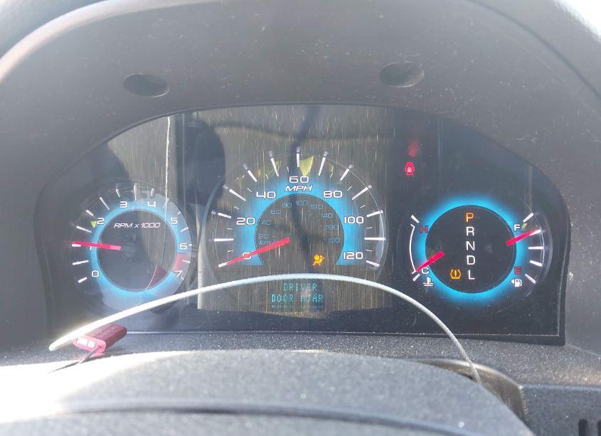 Photo 6 of 2011 Ford Fusion SE (VIN 3FAHP0HA8BR212696)