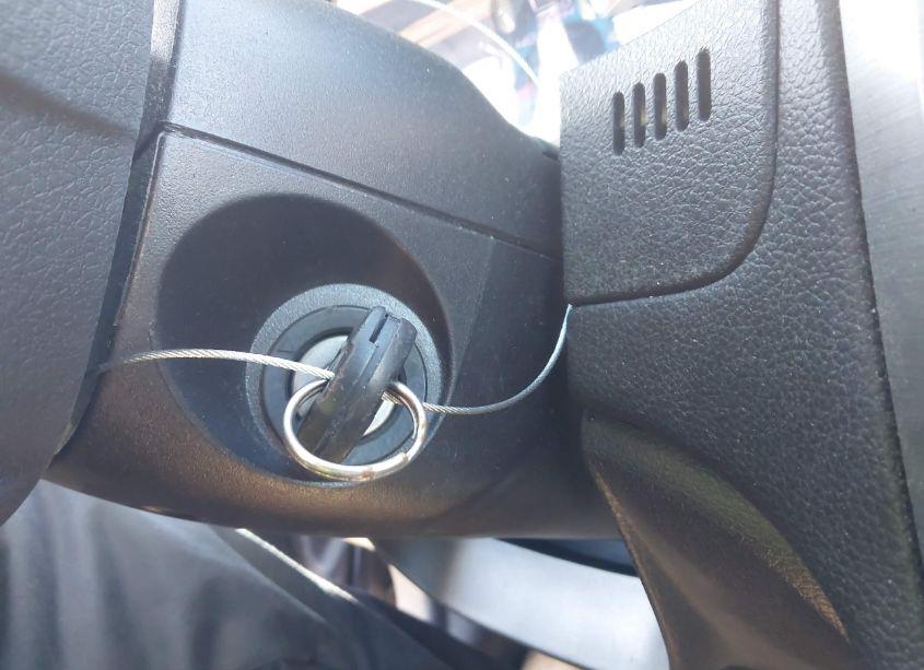 Photo 9 of 2011 Ford Fusion SE (VIN 3FAHP0HA8BR212696)