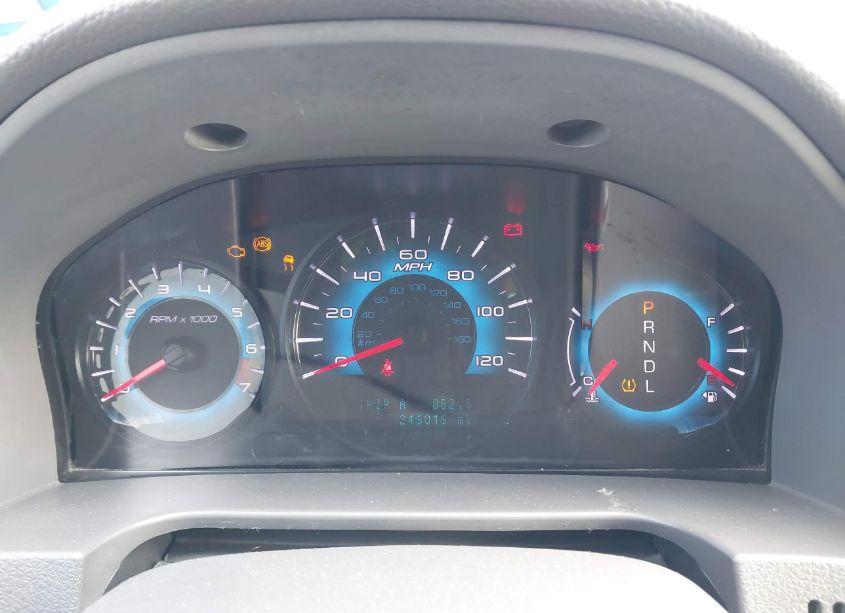 Photo 7 of 2011 Ford Fusion SE (VIN 3FAHP0HA8BR220636)