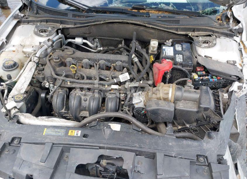 Photo 10 of 2012 Ford Fusion SE (VIN 3FAHP0HA8CR102569)