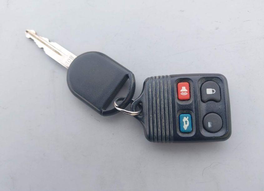 Photo 11 of 2012 Ford Fusion SE (VIN 3FAHP0HA8CR116715)