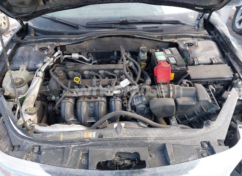 Photo 10 of 2012 Ford Fusion SE (VIN 3FAHP0HA8CR135829)